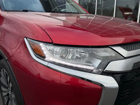 Used 2020 Mitsubishi Outlander SE image 14
