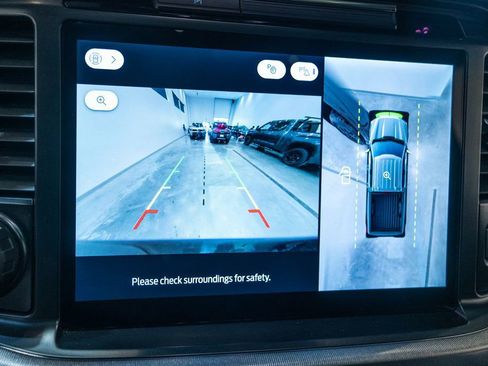 Used 2025 Ford F150 Lariat w/ Equipment Group 502A High image 33