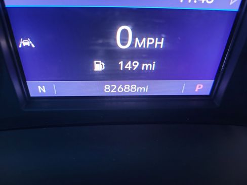 Used 2022 Buick Enclave Essence image 27