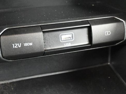 Used 2022 Kia Telluride LX image 20