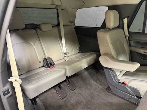 Used 2019 Ford Expedition Limited w/ Driver Assistance Package image 97