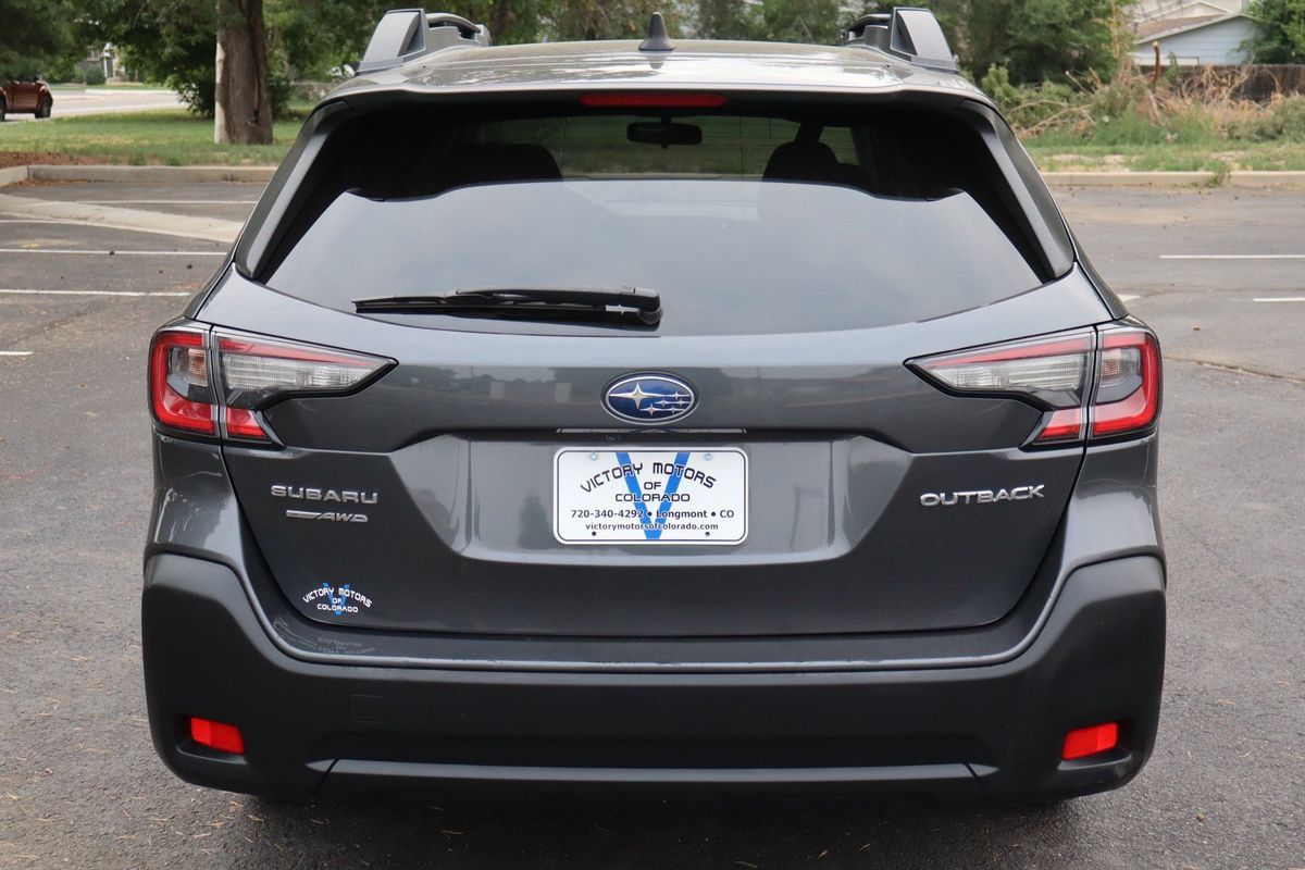 Used 2023 Subaru Outback Premium AWD/4WD image 6