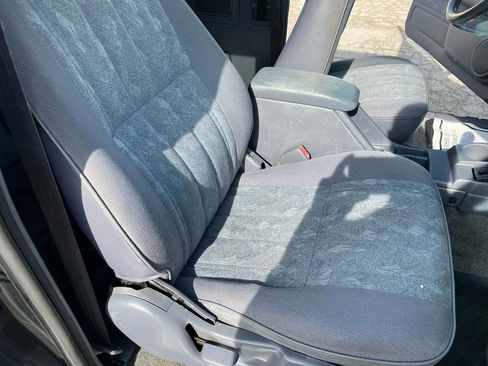 Used 2000 Toyota Tacoma PreRunner image 16