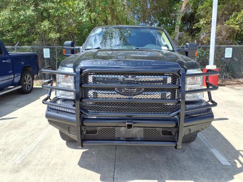 Used 2015 Ford F250 King Ranch w/ FX4 Off-Road Package AWD/4WD image 3