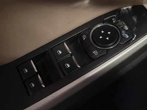 Used 2022 Ford Explorer Limited w/ Equipment Group 301A image 27