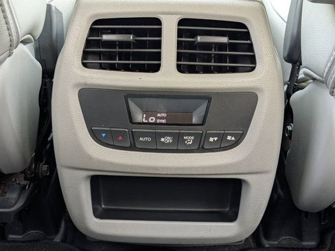 Used 2017 Honda Pilot EX-L image 19