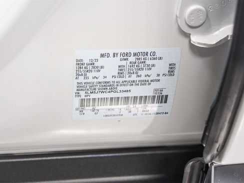 Used 2023 Lincoln Aviator Reserve w/ Equipment Group 201A image 23