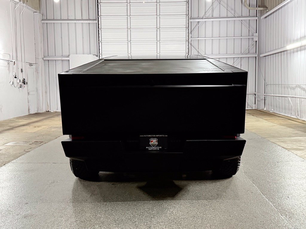 Used 2024 Tesla Cybertruck Cyberbeast AWD/4WD image 11
