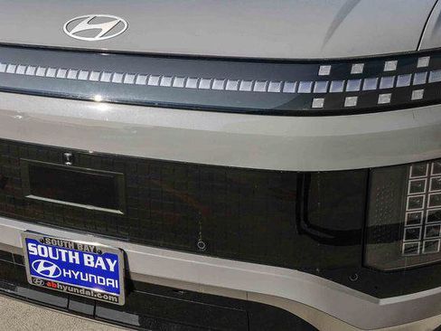 New 2026 Hyundai Ioniq 9 Calligraphy AWD/4WD image 11