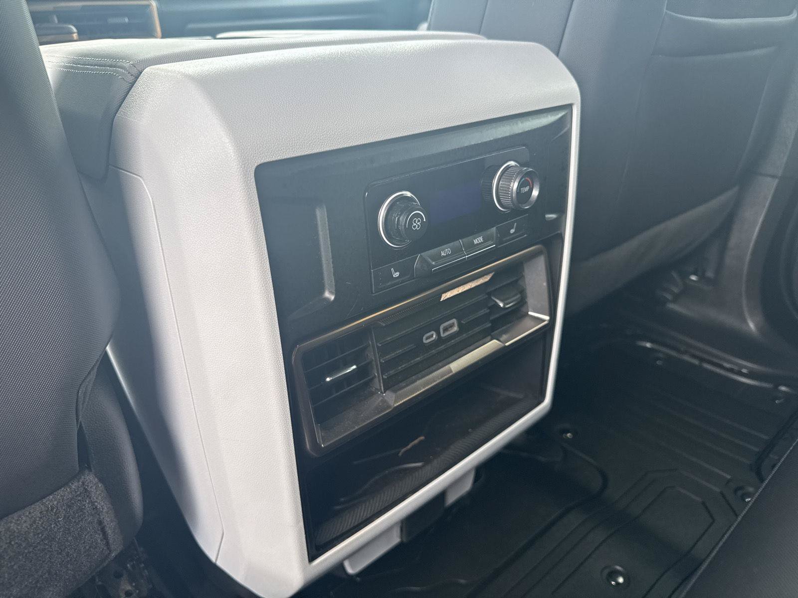 Used 2025 GMC Hummer EV 3X AWD/4WD image 11