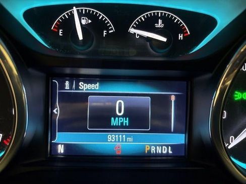 Used 2017 Buick Envision Essence image 16