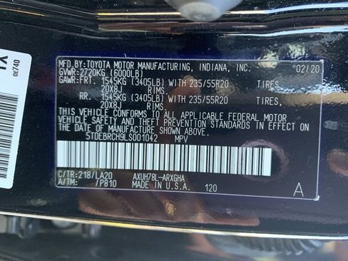 Used 2020 Toyota Highlander Limited Platinum image 37