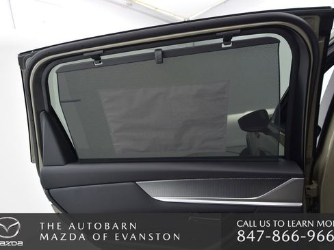 Certified 2025 MAZDA CX-70 Plug-In Hybrid w/ Premium Plus image 33