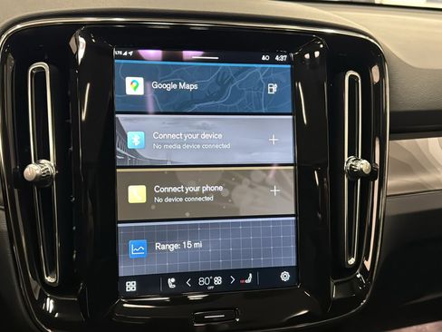 Used 2024 Volvo C40 P8 Recharge Ultimate w/ Protection Package Premier image 16