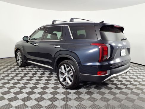Certified 2022 Hyundai Palisade SEL w/ 8P Bench Seat Package FWD image 6