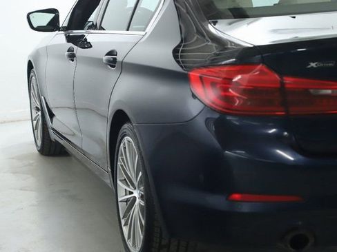 Used 2020 BMW 530i xDrive w/ Premium Package image 51