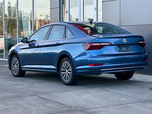 Used 2021 Volkswagen Jetta SE image 5