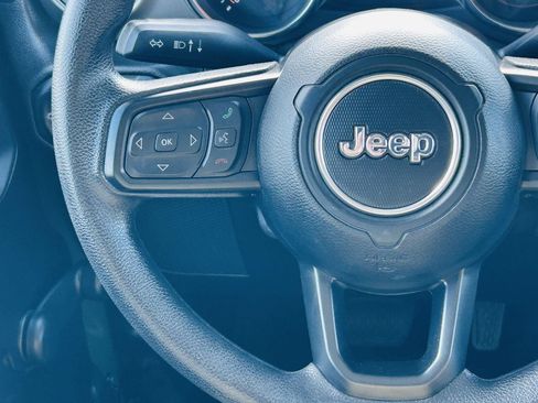 Used 2022 Jeep Wrangler Unlimited Sport AWD/4WD image 10