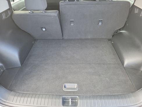 Used 2021 Kia Sportage LX image 9