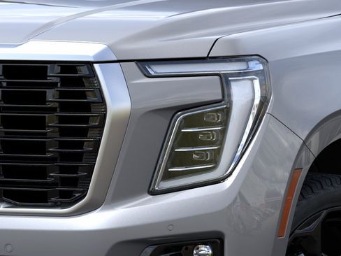 New 2026 GMC Yukon Denali w/ Denali Reserve Package AWD/4WD image 10