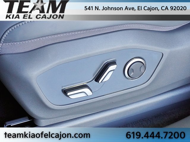 Certified 2024 Kia EV9 Light Long Range RWD image 18