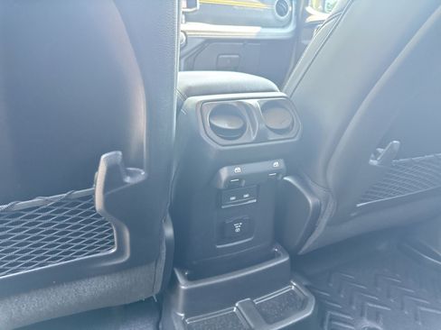Used 2025 Jeep Wrangler Unlimited Rubicon 392 AWD/4WD image 6