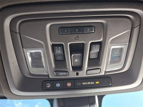 Used 2020 GMC Sierra 2500 Denali w/ Denali Ultimate Package image 27