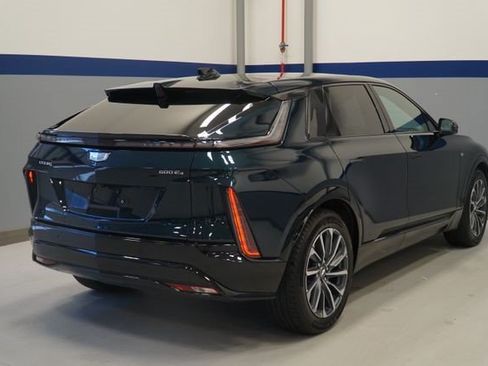 Certified 2024 Cadillac Lyriq Sport AWD/4WD image 8