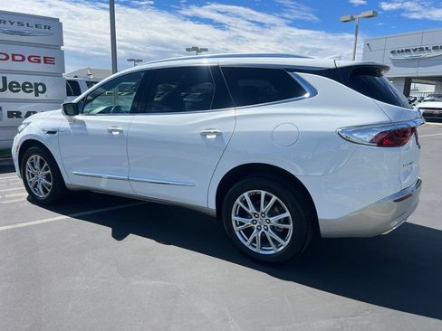 Used 2023 Buick Enclave Essence w/ Experience Buick Package FWD image 24