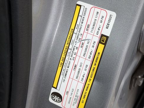 Used 2019 Jeep Grand Cherokee Limited image 15