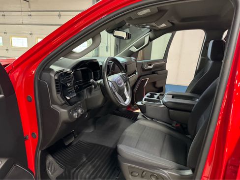 Certified 2024 GMC Sierra 1500 SLE image 15