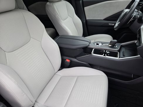 Used 2025 Lexus TX 350 AWD w/ Technology Package image 8