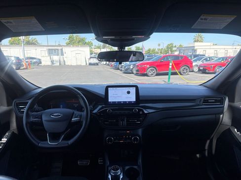 Used 2024 Ford Escape ST-Line AWD/4WD image 35