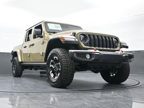 New 2026 Jeep Gladiator Rubicon w/ Steel Power Dome Hood Package AWD/4WD image 59