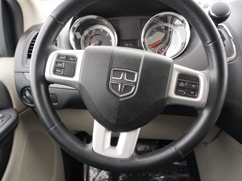 Used 2017 Dodge Grand Caravan SE w/ Power Window Group image 24