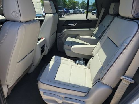 New 2026 GMC Yukon Denali w/ Sun & Power Step Package AWD/4WD image 27