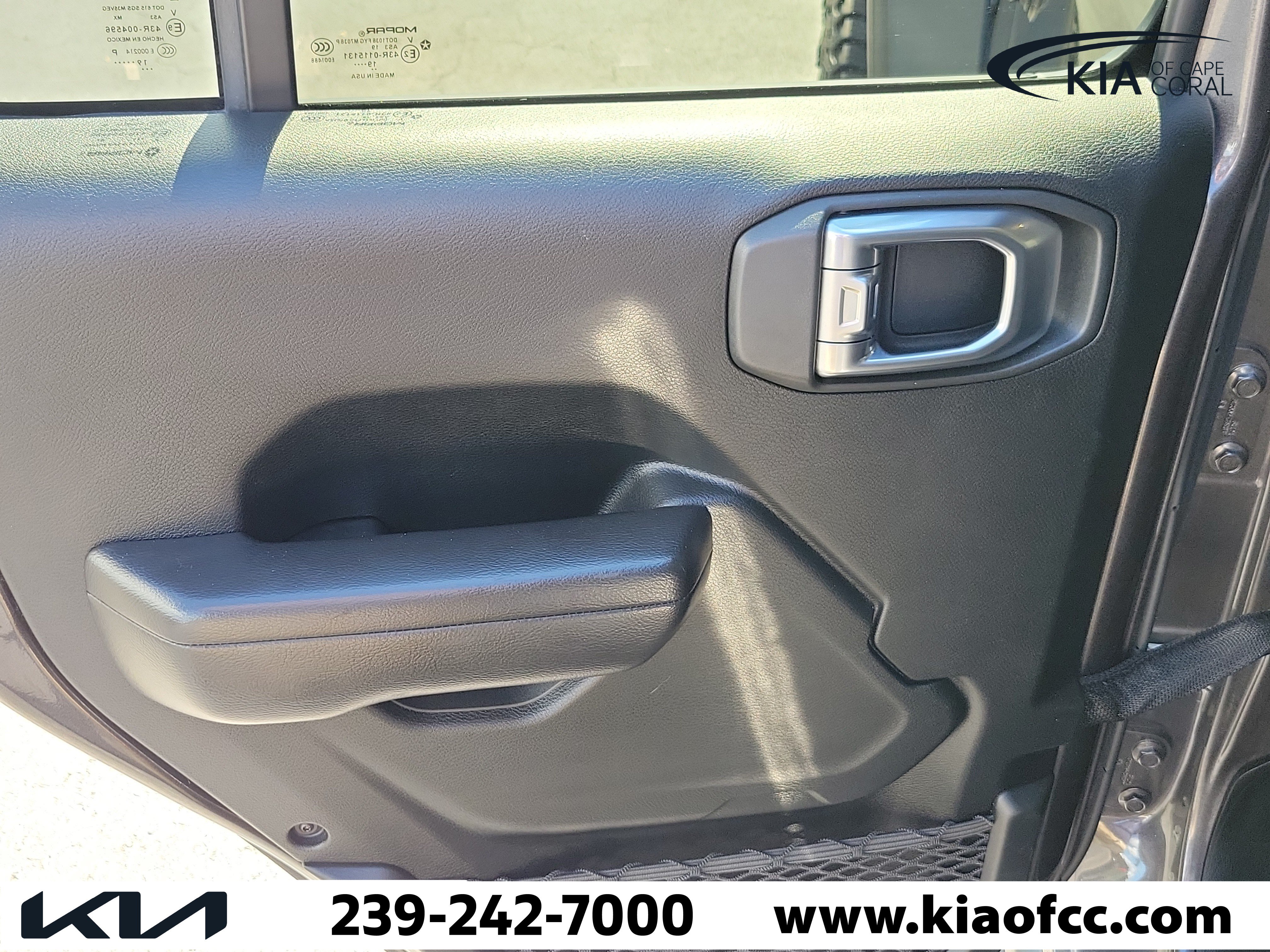 Used 2020 Jeep Wrangler Unlimited Sport AWD/4WD image 13