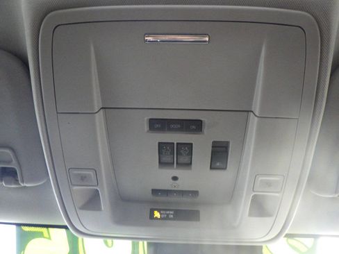 Used 2018 GMC Sierra 1500 Denali image 21