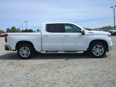 New 2026 Chevrolet Silverado 1500 LTZ w/ LTZ Premium Package AWD/4WD image 10