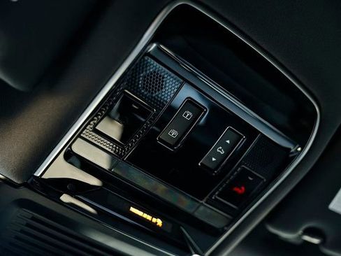 New 2026 Land Rover Range Rover Sport SE image 50