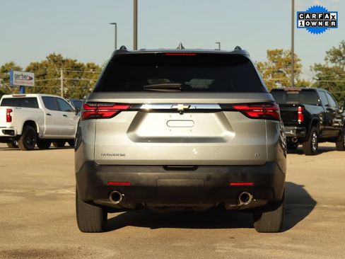 Used 2023 Chevrolet Traverse LT FWD image 6