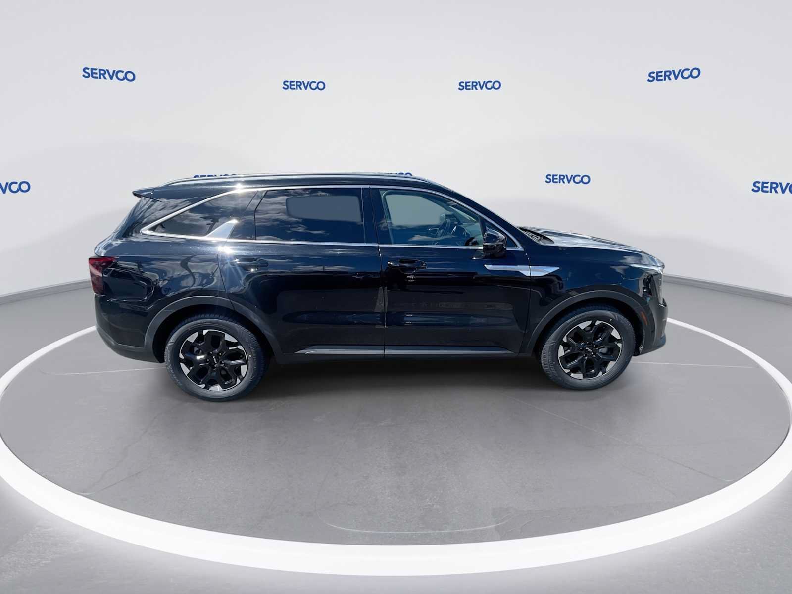 Used 2024 Kia Sorento S FWD image 9