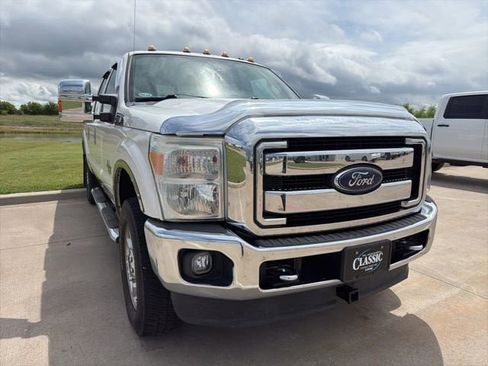 Used 2015 Ford F250 Lariat w/ Lariat Ultimate Package AWD/4WD image 4