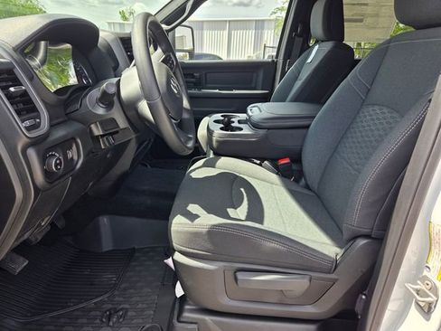 New 2026 RAM 2500 Tradesman AWD/4WD image 5