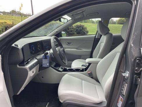 New 2026 Hyundai Kona SEL Premium FWD image 17