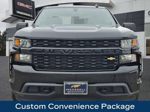 Used 2019 Chevrolet Silverado 1500 Custom w/ Custom Value Package image 3