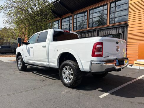 Used 2021 RAM 2500 Laramie AWD/4WD image 3