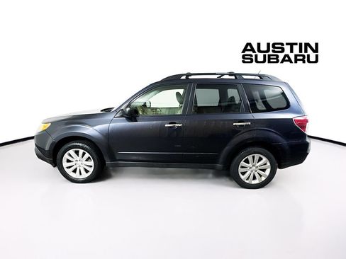 Used 2012 Subaru Forester 2.5X Premium w/ All-Weather Pkg AWD/4WD image 4
