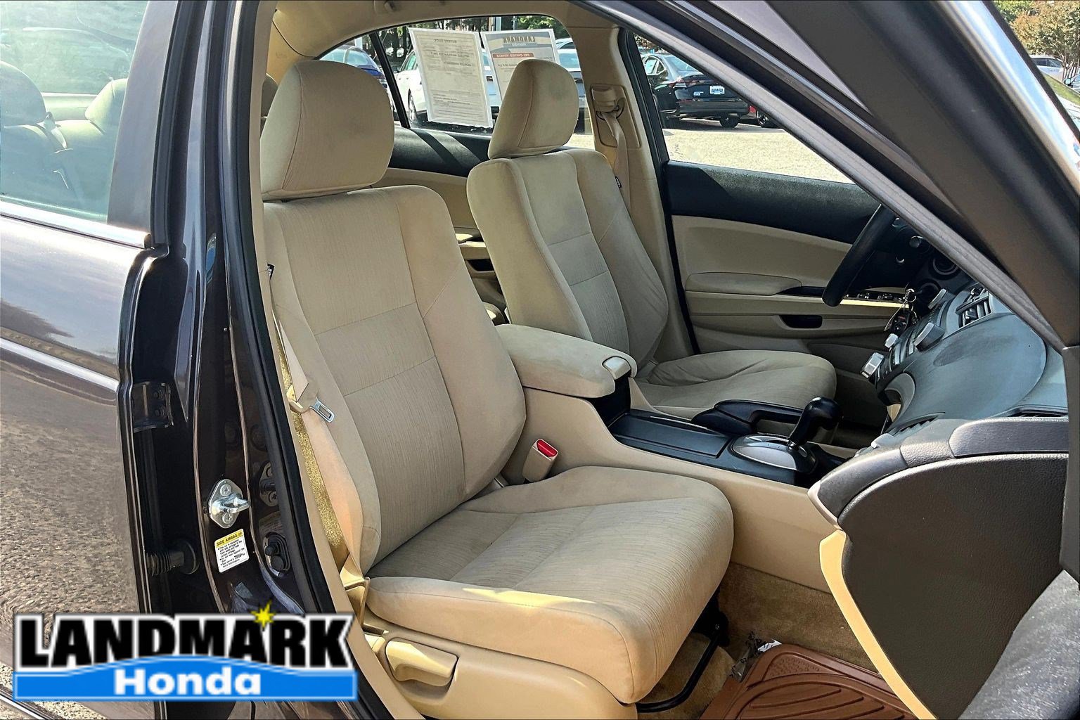 Used 2011 Honda Accord LX-P image 7