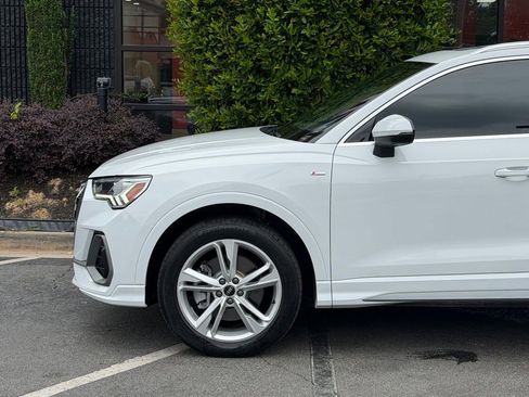 Used 2022 Audi Q3 2.0T Premium Plus AWD/4WD image 10